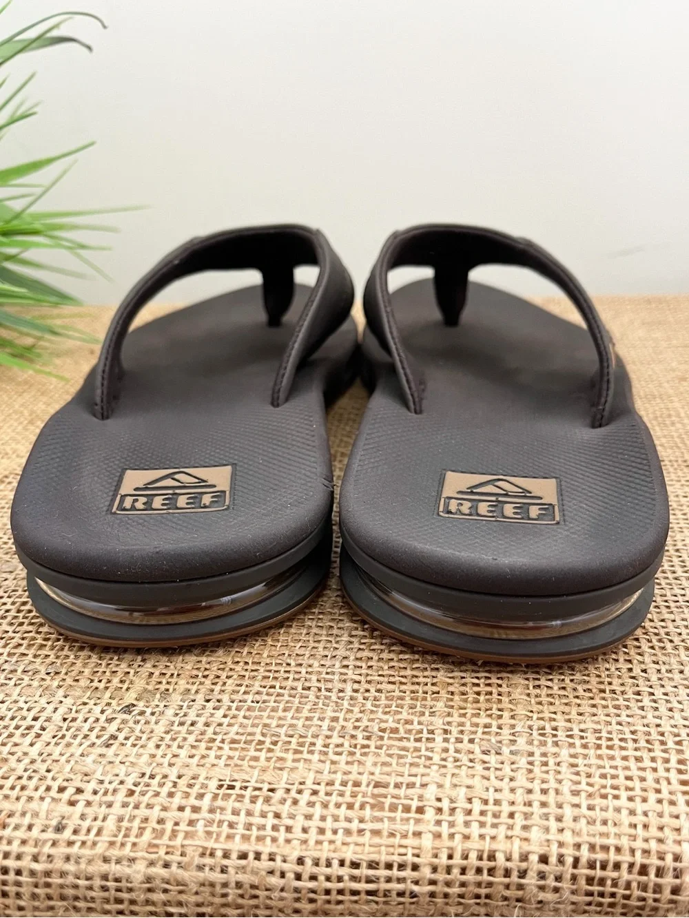 REEF Men’s Fanning Flip Flop Sandals Size 8 Brown